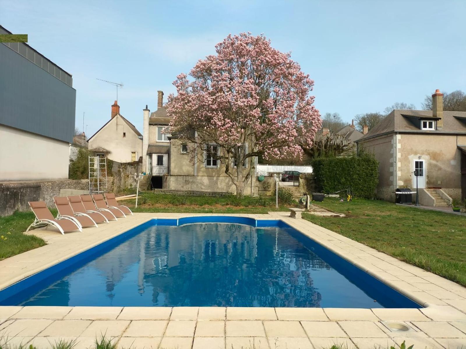 Le Domaine Du Cerf - Gites, Nature Et Spa Saint-Ouen-les-Vignes Exterior foto